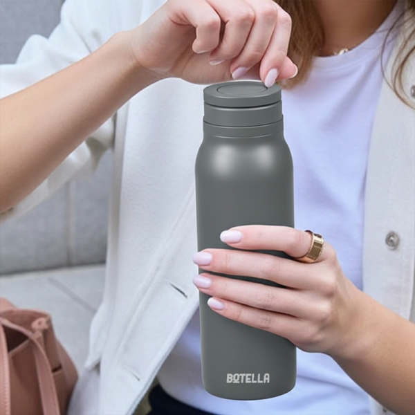 BOTELLA ULTRA – Durable Eco-Friendly Stainless Steel Water Bottle with MagSafe Phone Holder & Wide Opening for Easy Cleaning