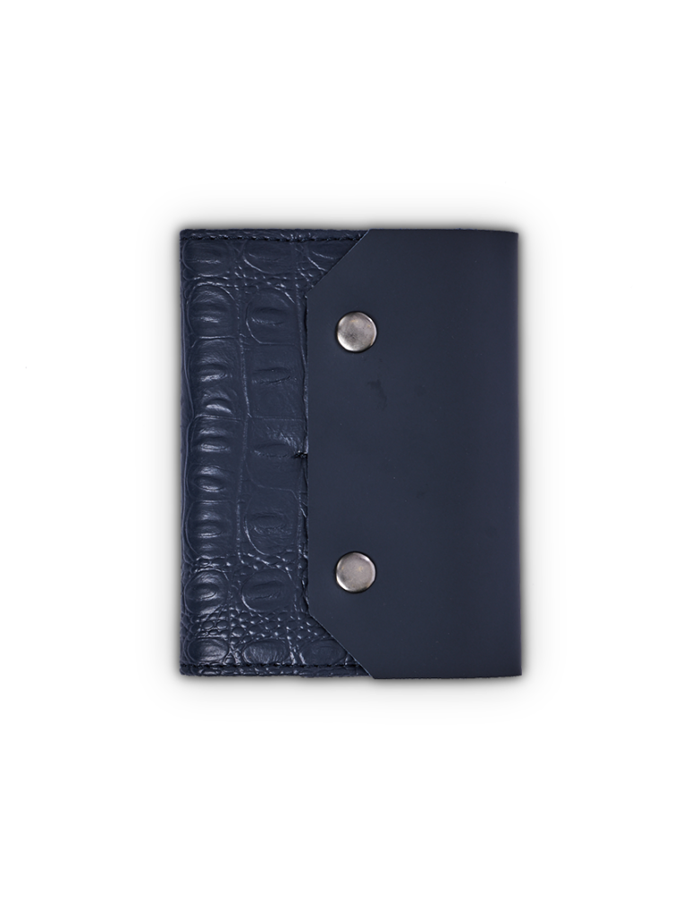 CROCO PASSPORT – Luxurious Crocodile Leatherette Passport Holder with Notepad