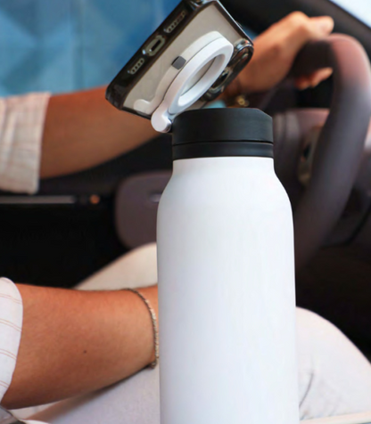 BOTELLA PRO – 900ml Multi-Functional Drink Bottle with Magnetic Phone Loop