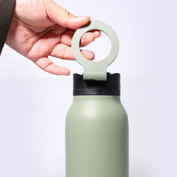 BOTELLA PRO – 900ml Multi-Functional Drink Bottle with Magnetic Phone Loop