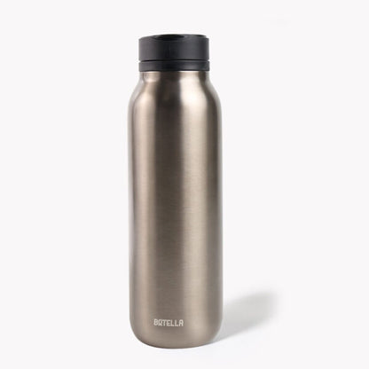 BOTELLA PRO – 900ml Multi-Functional Drink Bottle with Magnetic Phone Loop